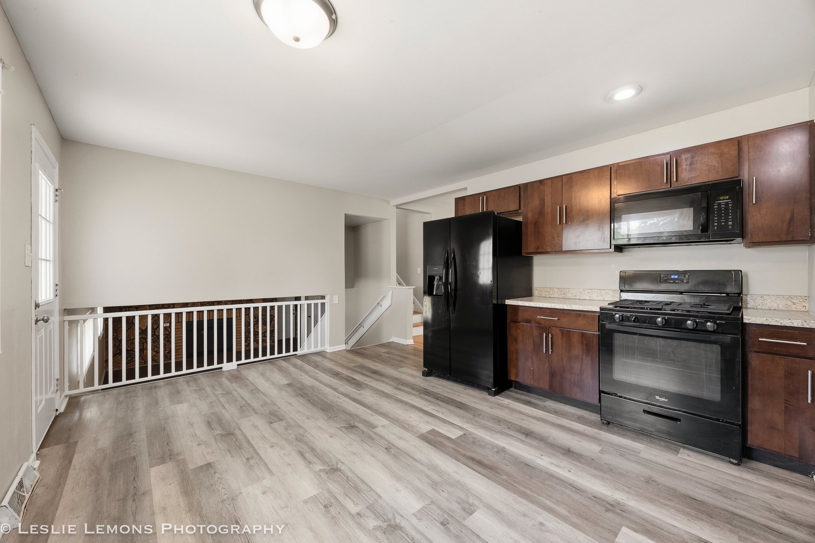 16388 Terry Lane, Oak Forest, IL 60452