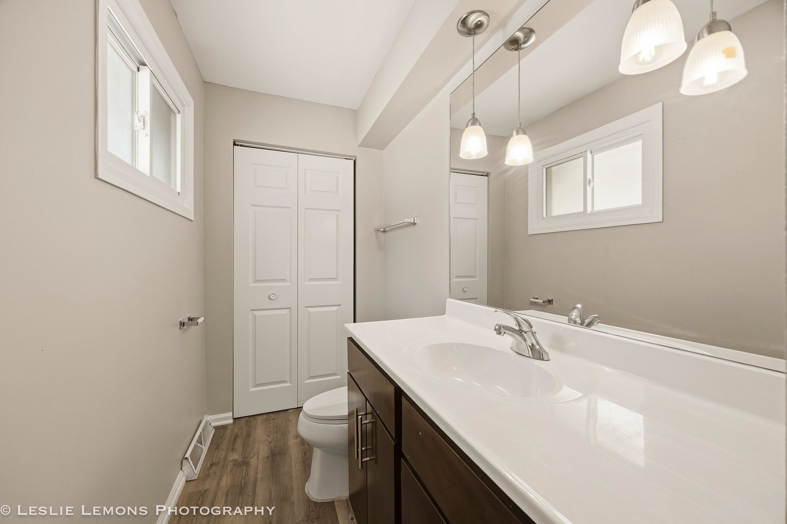 16388 Terry Lane, Oak Forest, IL 60452