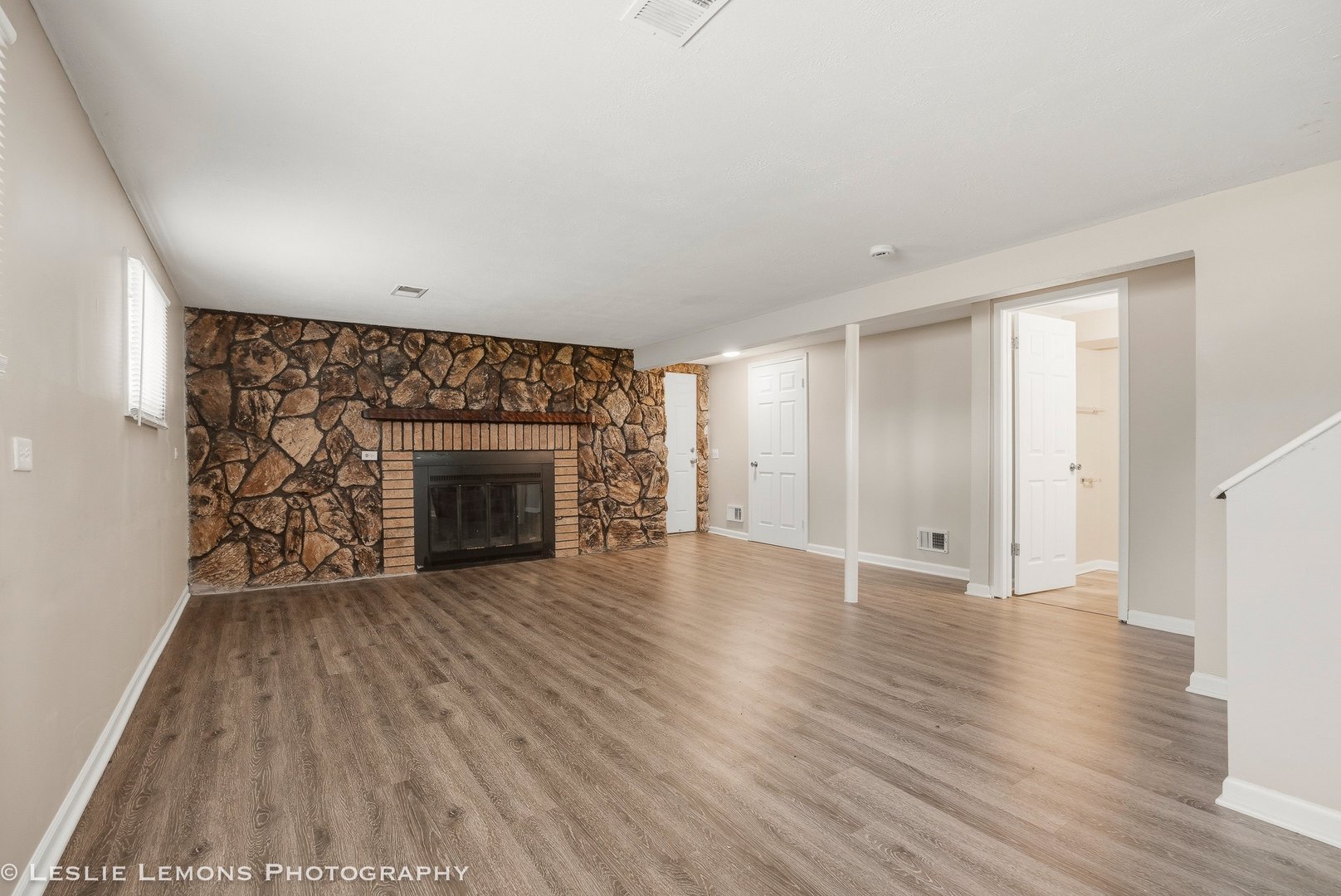 16388 Terry Lane, Oak Forest, IL 60452