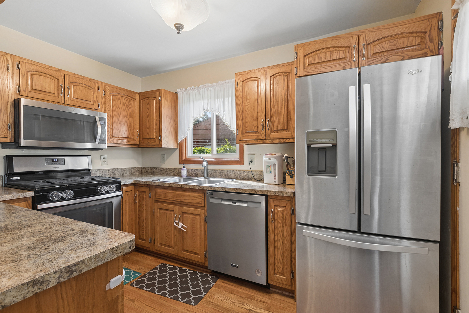 18646 Golfview Avenue, Homewood, IL 60430