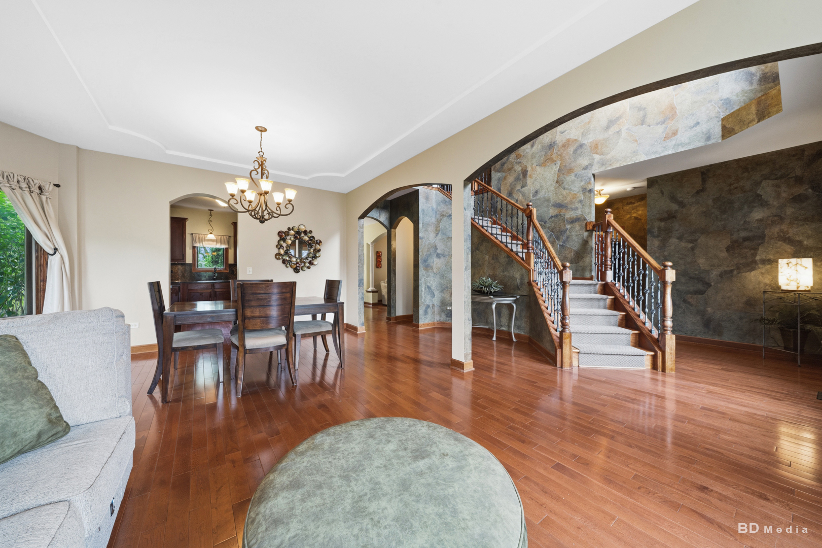 8053 DUANE Drive, Frankfort, IL 60423