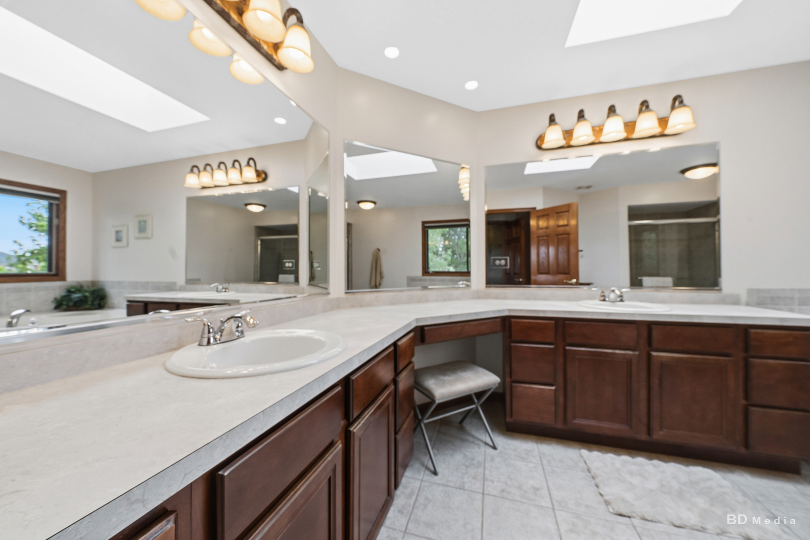 8053 DUANE Drive, Frankfort, IL 60423