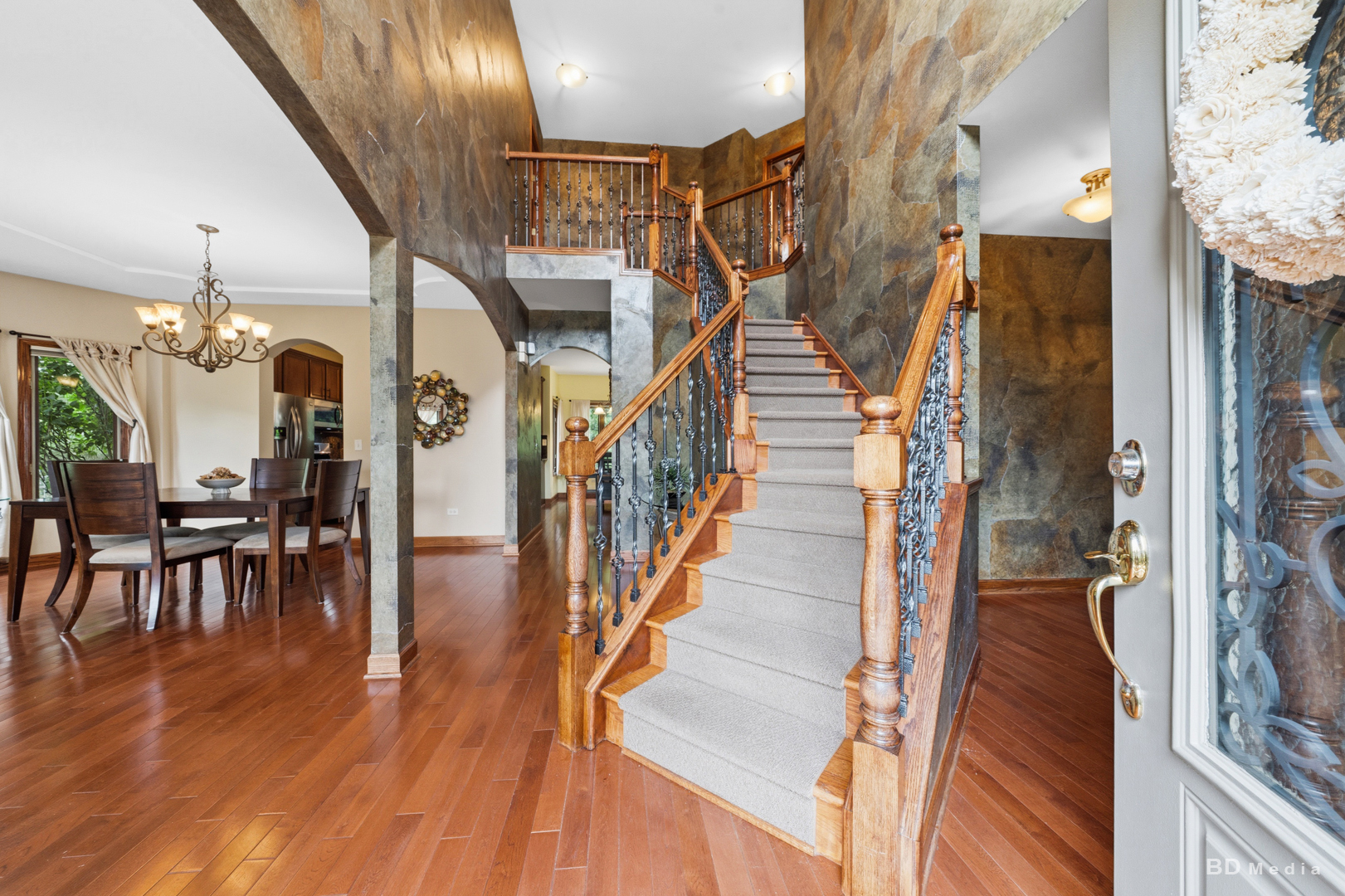8053 DUANE Drive, Frankfort, IL 60423