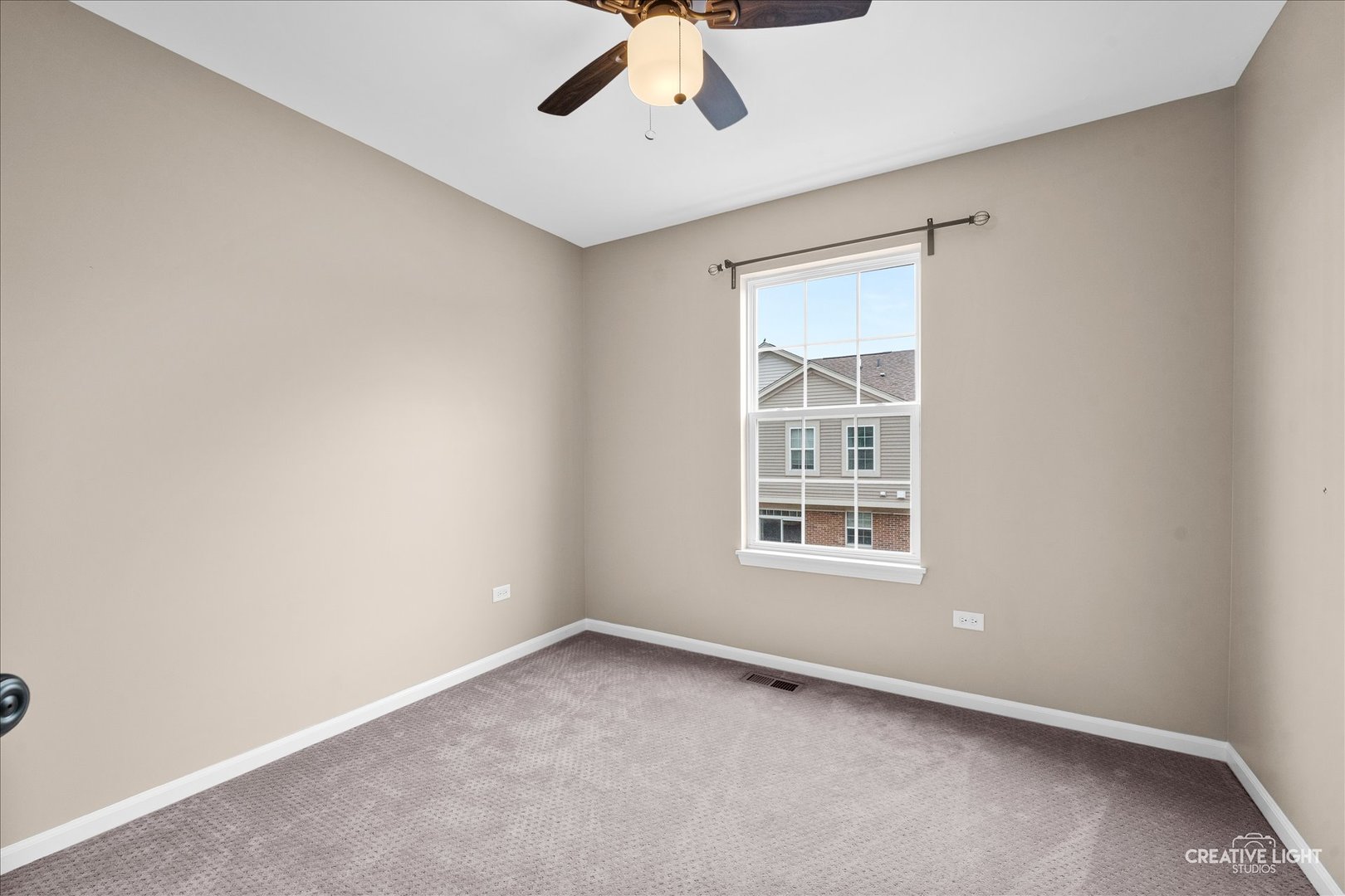 2951 Henley Lane, Naperville, IL 60540