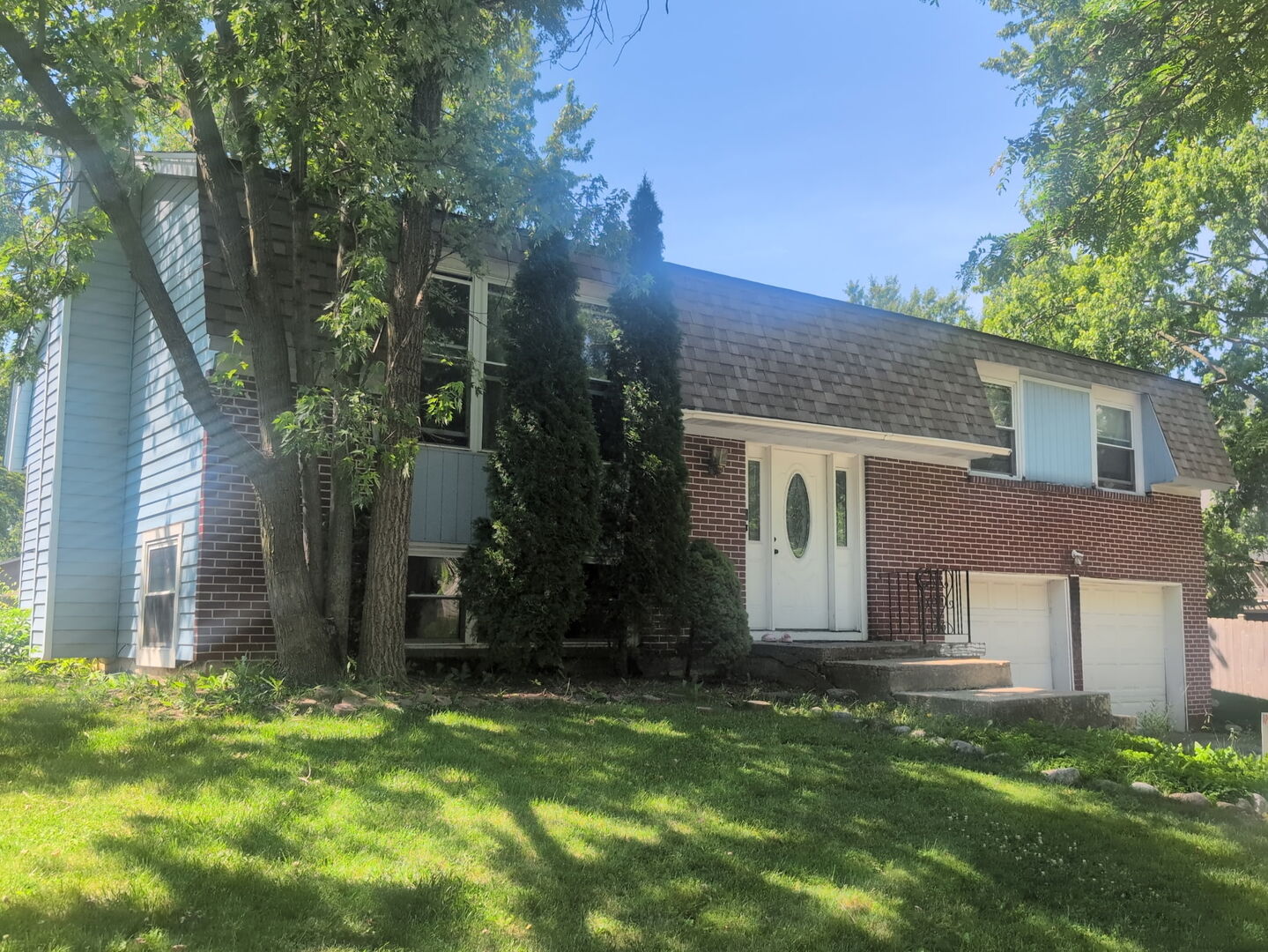 427 DEVON Lane, Bolingbrook, IL 60440