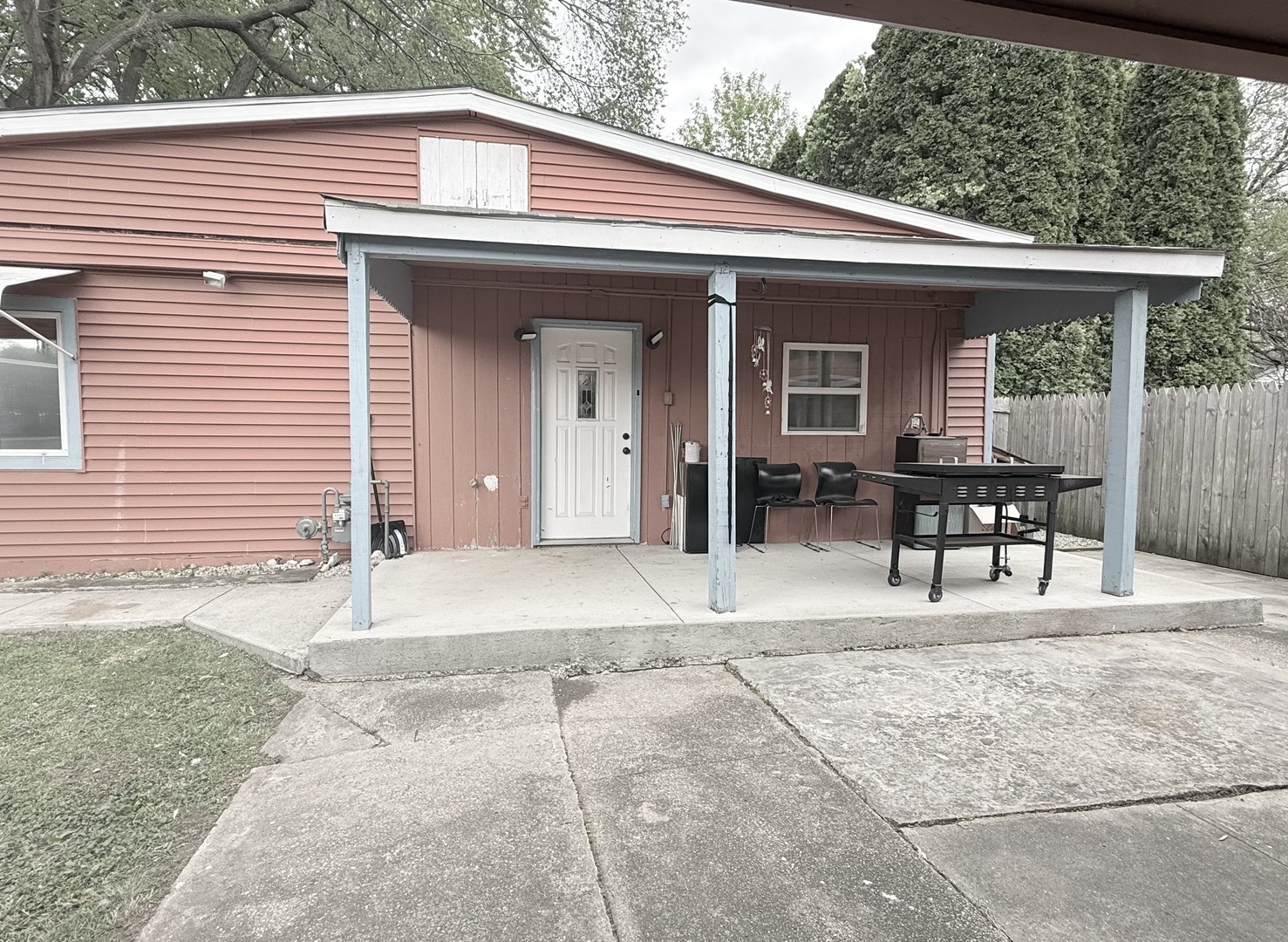 42 Rushmore Road, Fox Lake, IL 60020