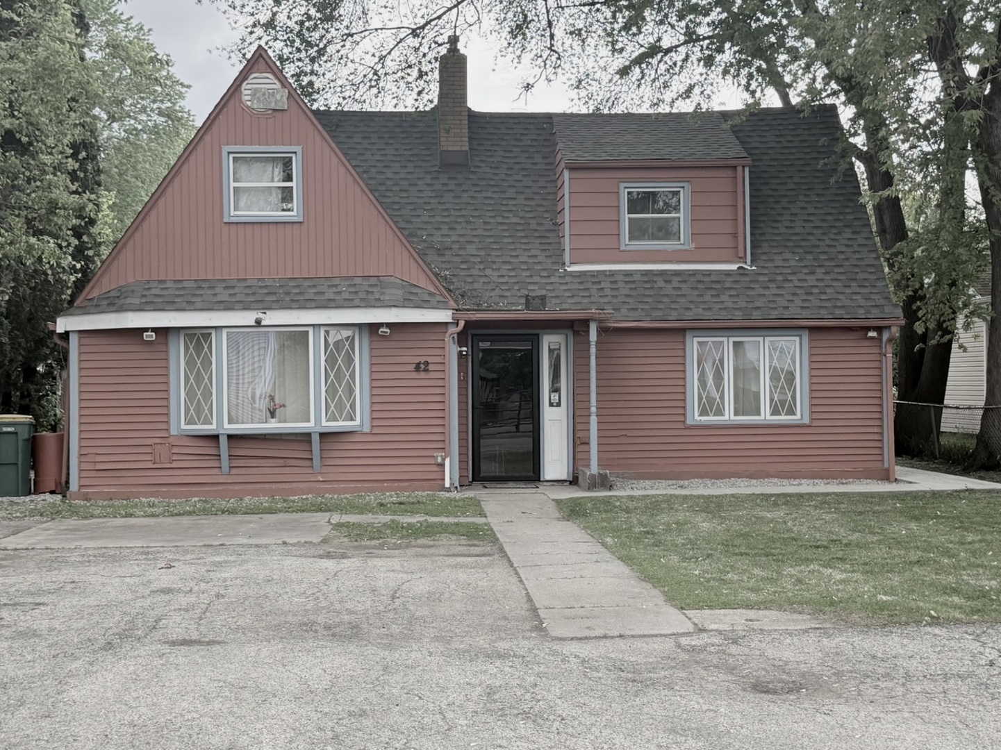 42 Rushmore Road, Fox Lake, IL 60020
