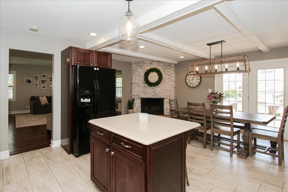 955 N Topanga Drive, Palatine, IL 60074