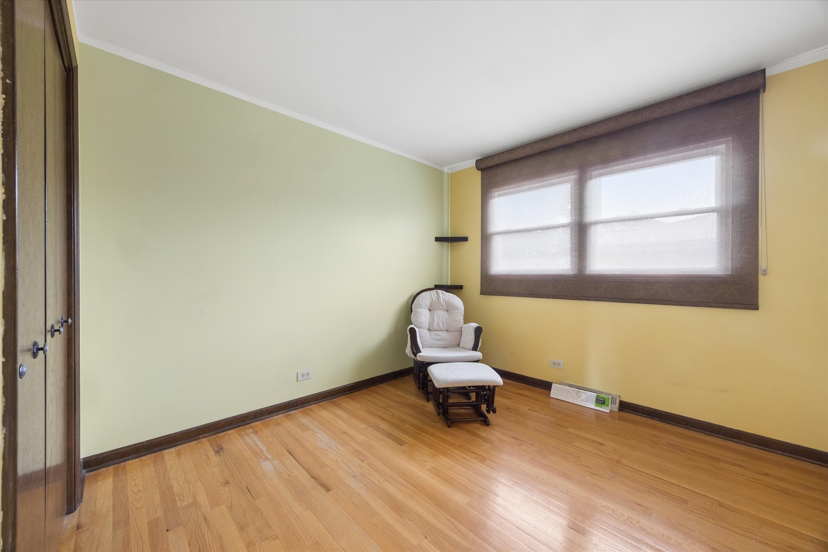 155 Ash Avenue, Wood Dale, IL 60191