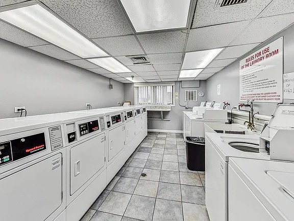 5501 Lincoln Avenue #510, Morton Grove, IL 60053