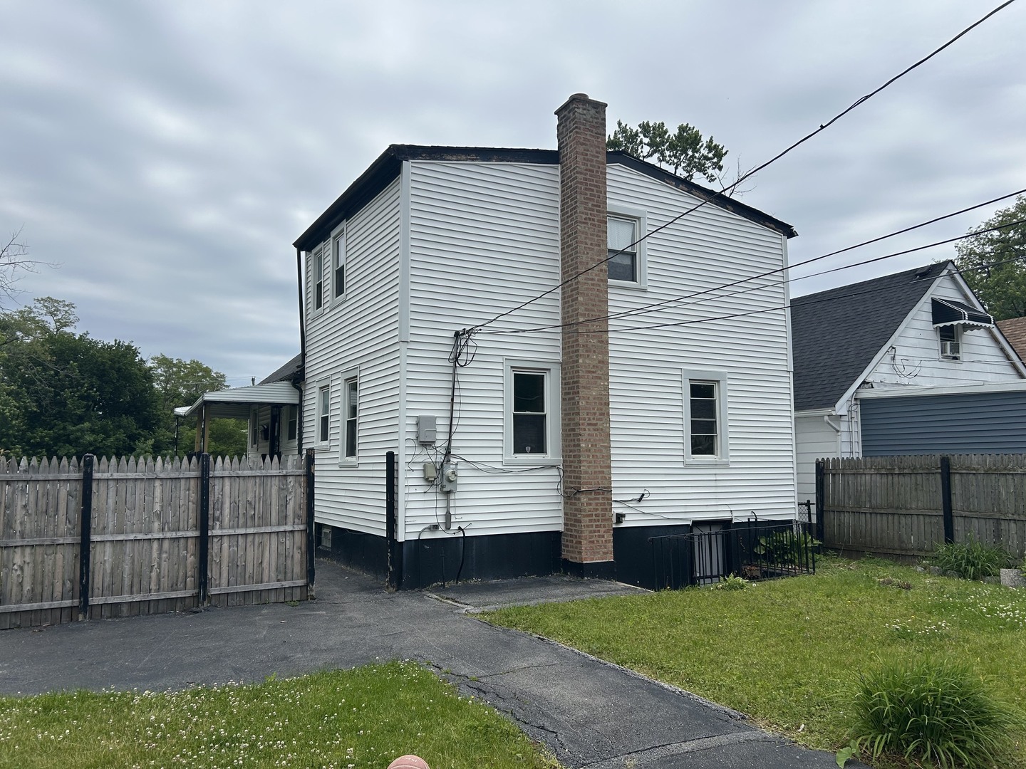 16124 Woodbridge Avenue, Harvey, IL 60426