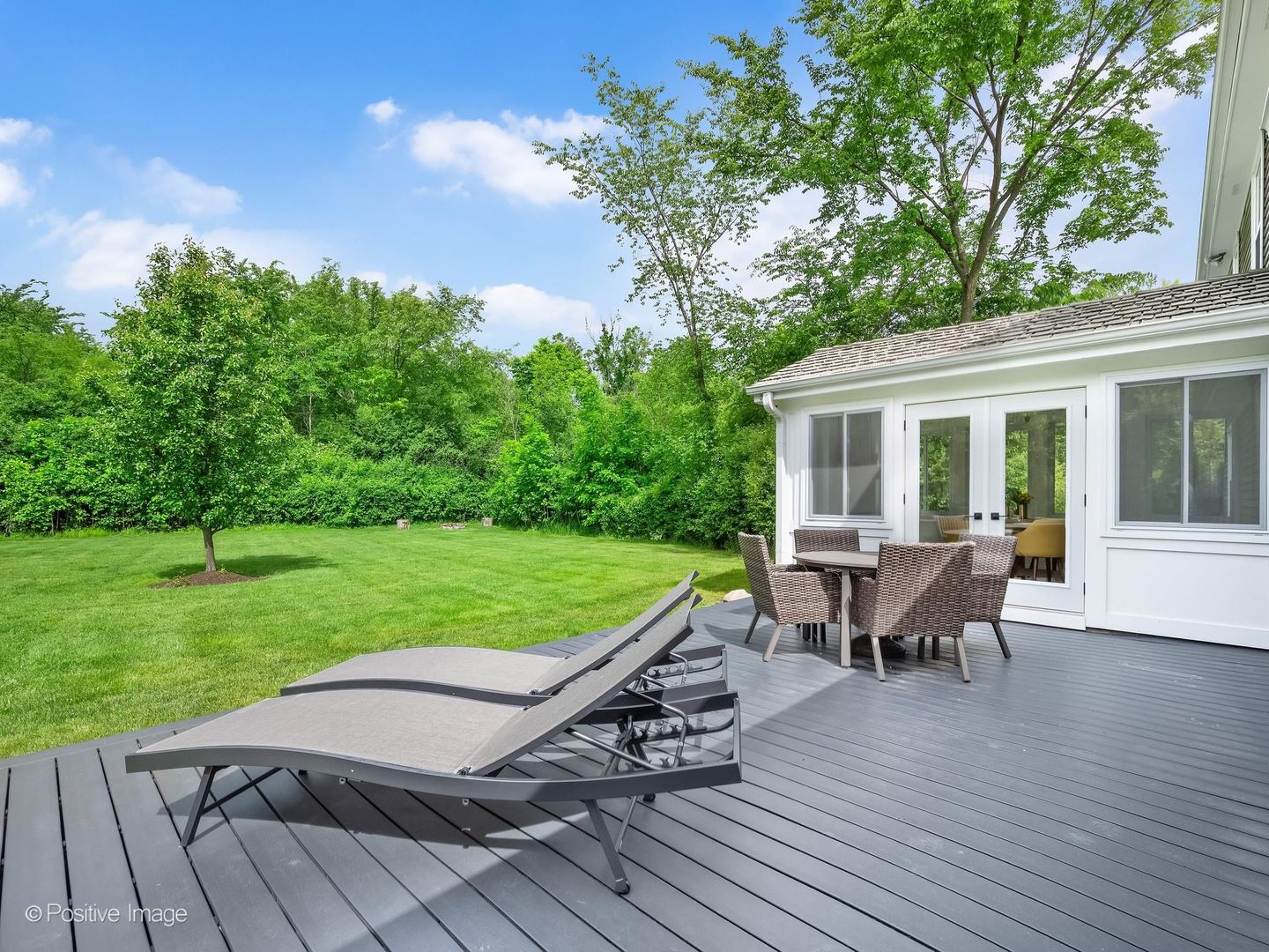 1681 Wilton Court, Libertyville, IL 60048