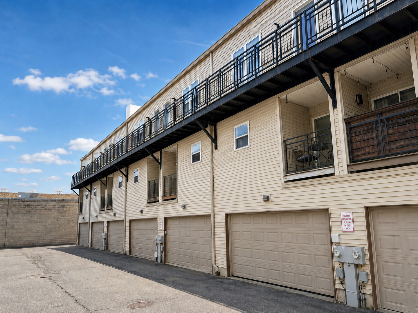 4851 N Pulaski Road, Chicago, IL 60630