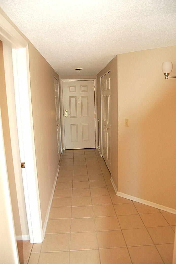 511 Aurora Avenue #418, Naperville, IL 60540