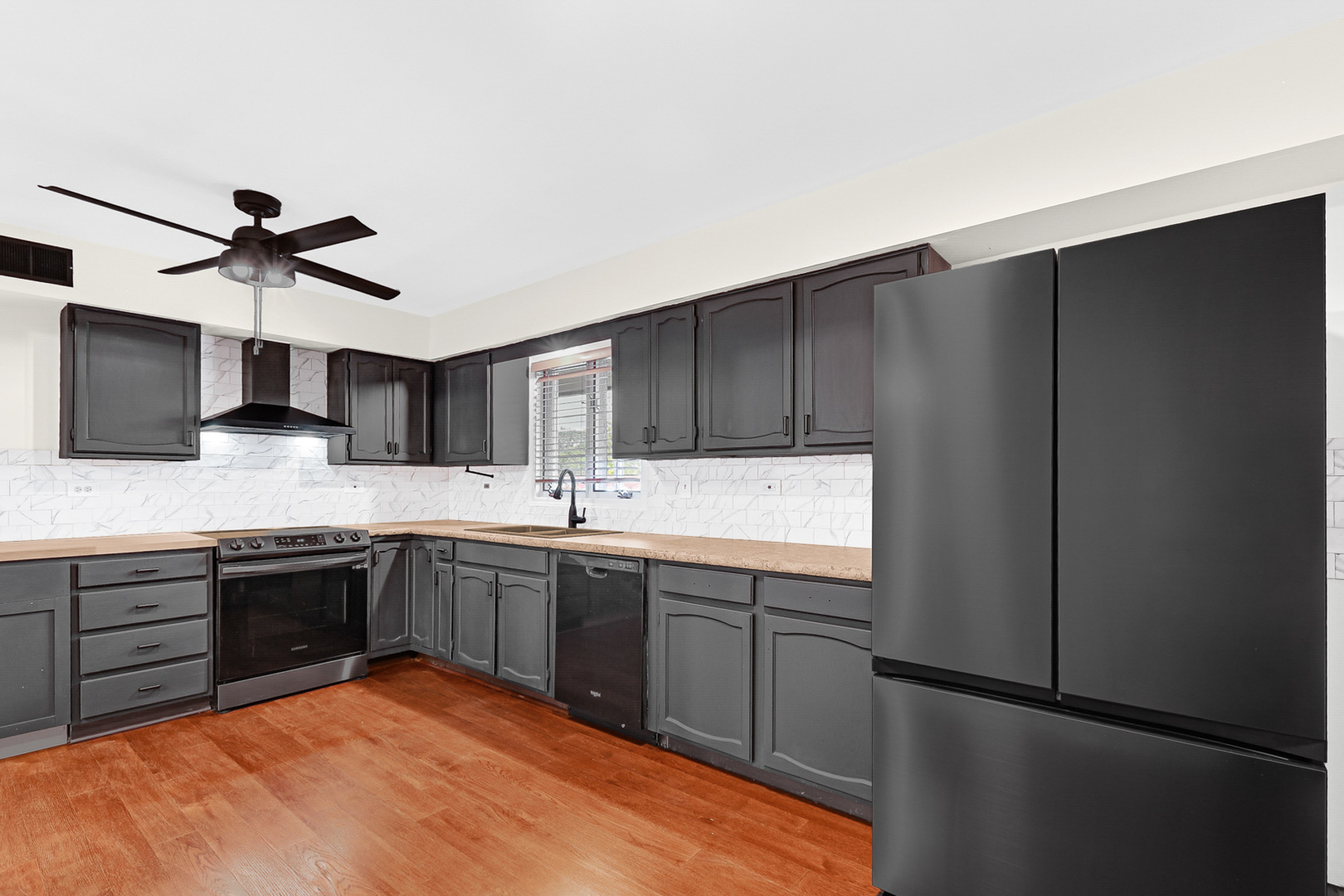 11015 S Theresa Circle #3C, Palos Hills, IL 60465