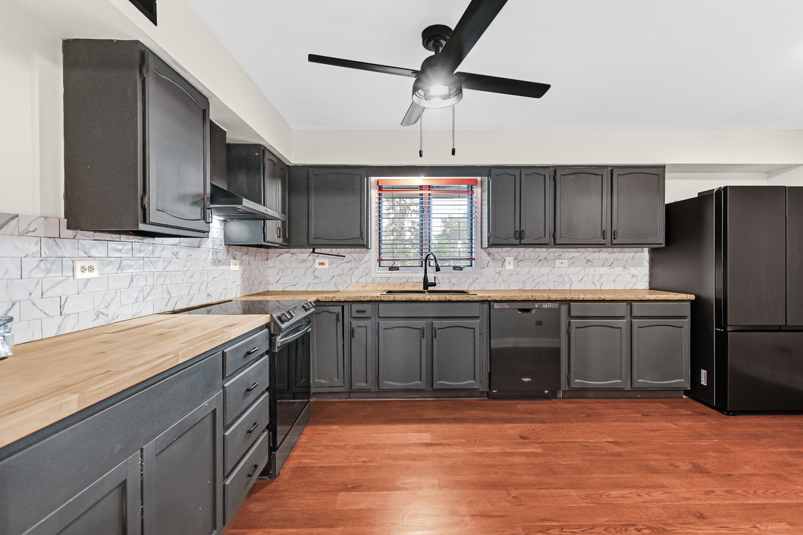 11015 S Theresa Circle #3C, Palos Hills, IL 60465