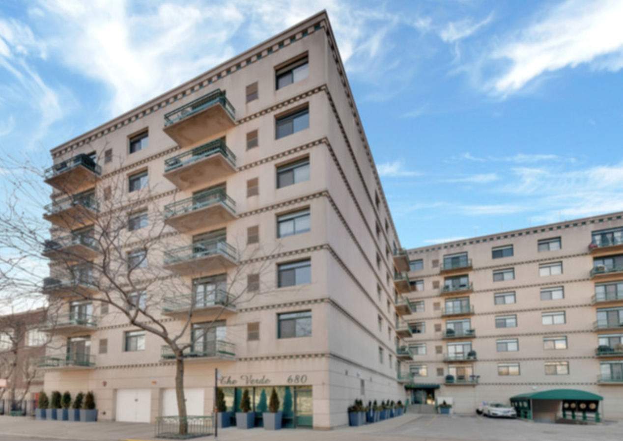 680 N Green Street #304, Chicago, IL 60642