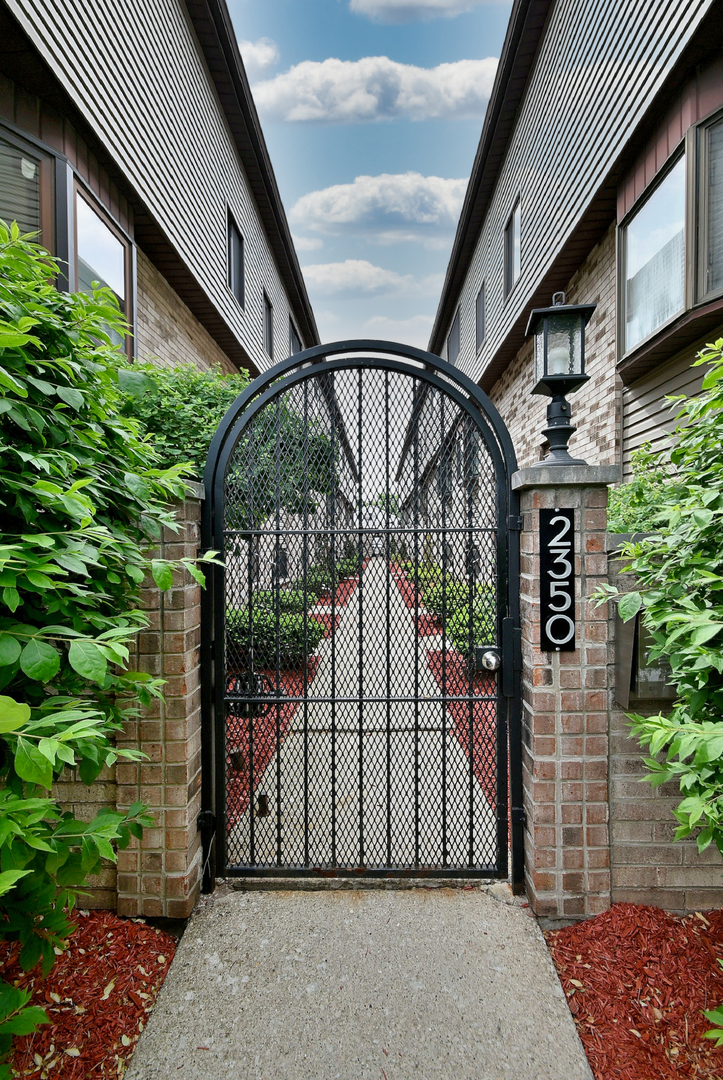 2350 N Sayre Avenue #G, Chicago, IL 60707