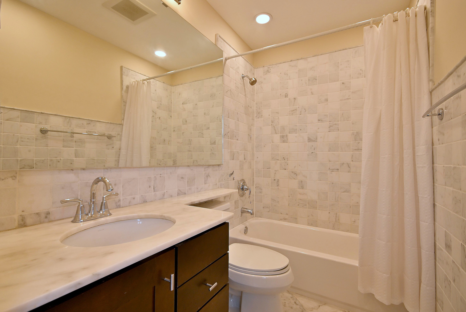 2350 N Sayre Avenue #G, Chicago, IL 60707