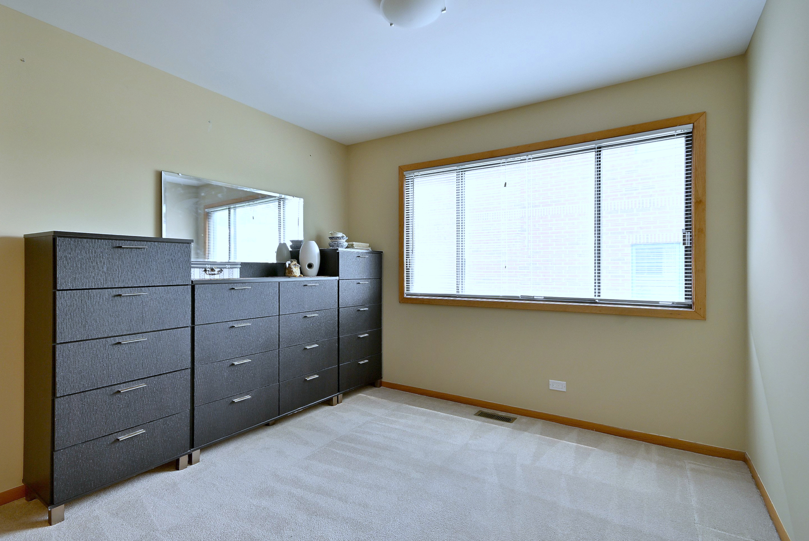 2350 N Sayre Avenue #G, Chicago, IL 60707