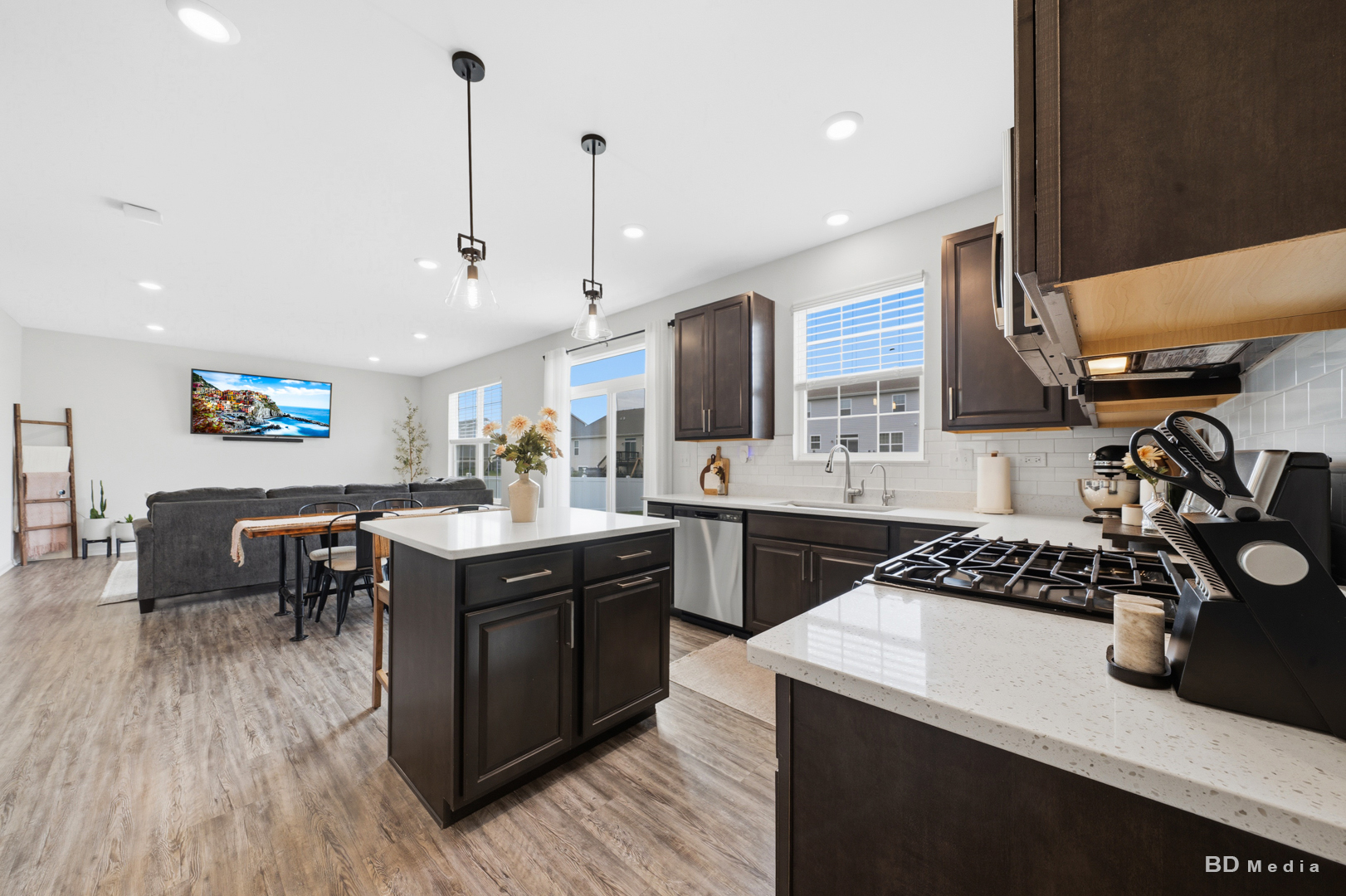 15101 W Groebe Drive, Manhattan, IL 60442