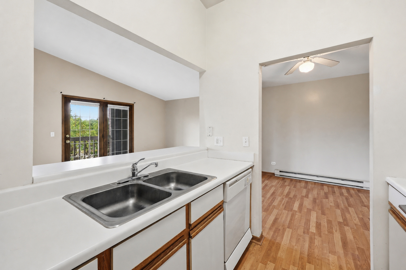 330 Leah Lane #3B, Woodstock, IL 60098