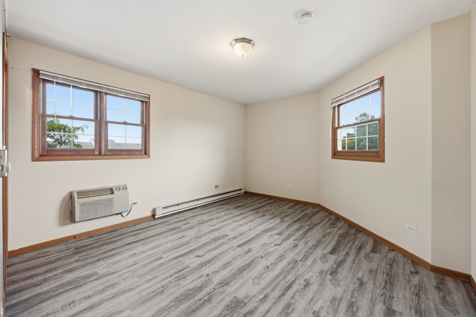 330 Leah Lane #3B, Woodstock, IL 60098