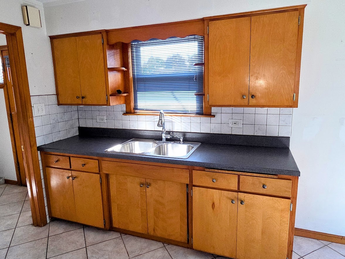 1103 Arthur Avenue, Berkeley, IL 60163