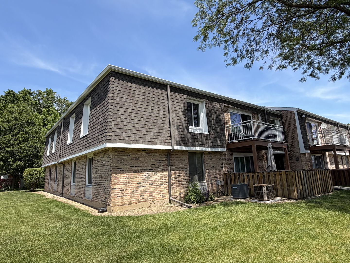 4424 Euclid Avenue #1A, Rolling Meadows, IL 60008