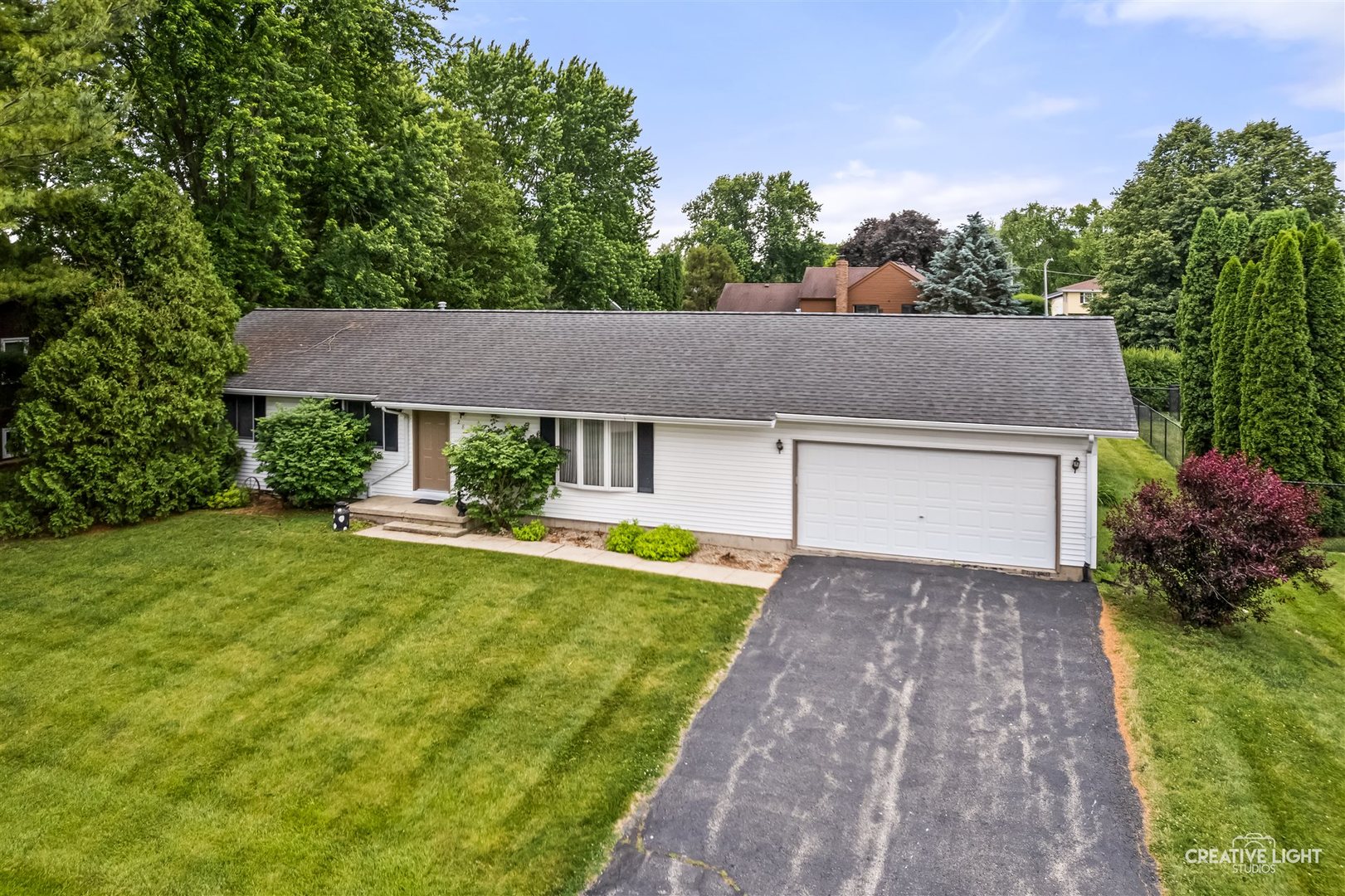 285 E Legner Street, Leland, IL 60531
