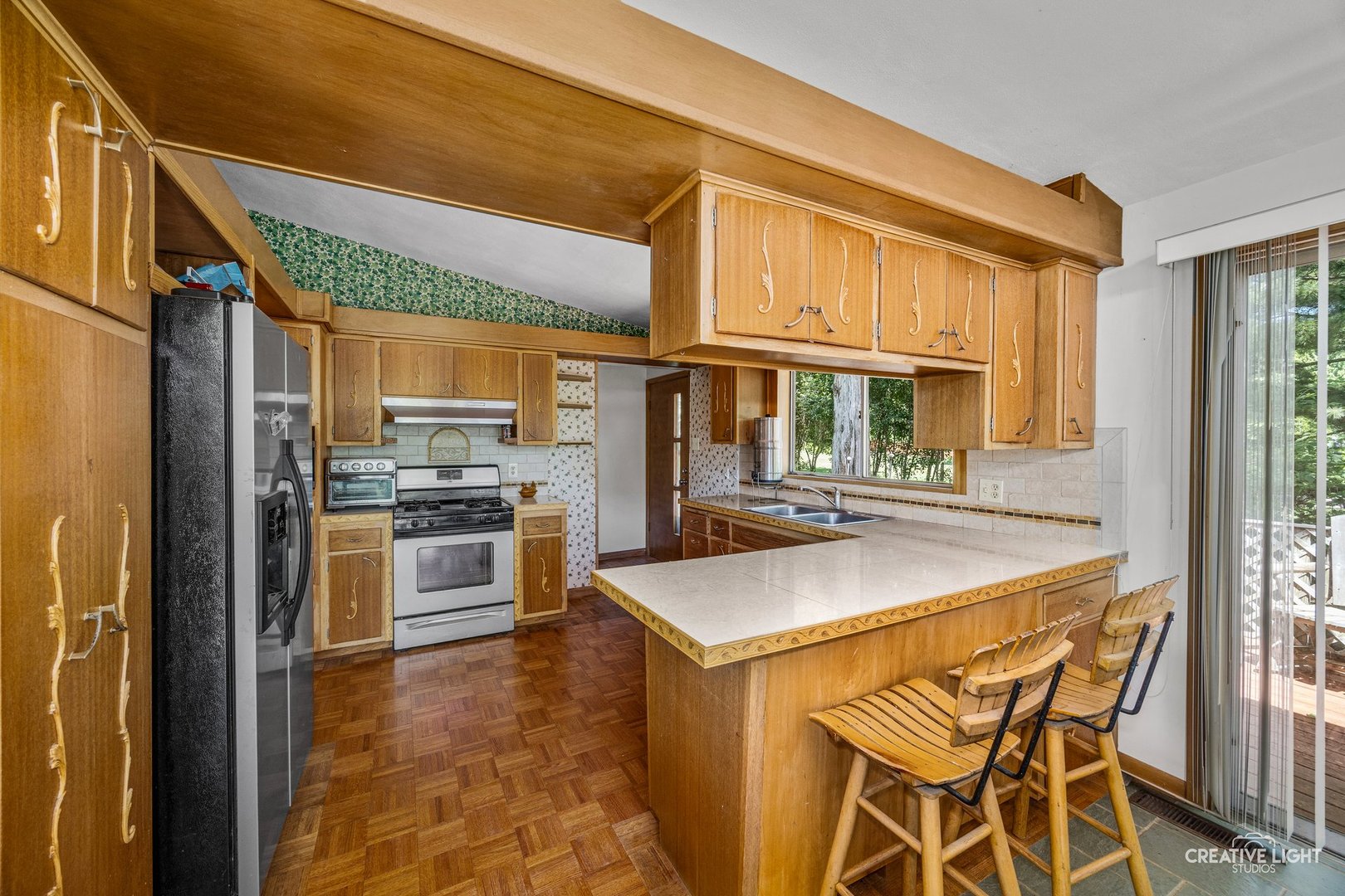 8048 Highland Avenue, Downers Grove, IL 60516