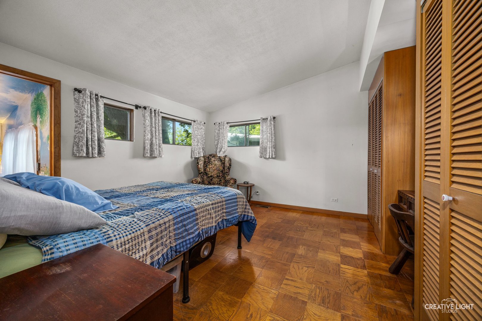 8048 Highland Avenue, Downers Grove, IL 60516