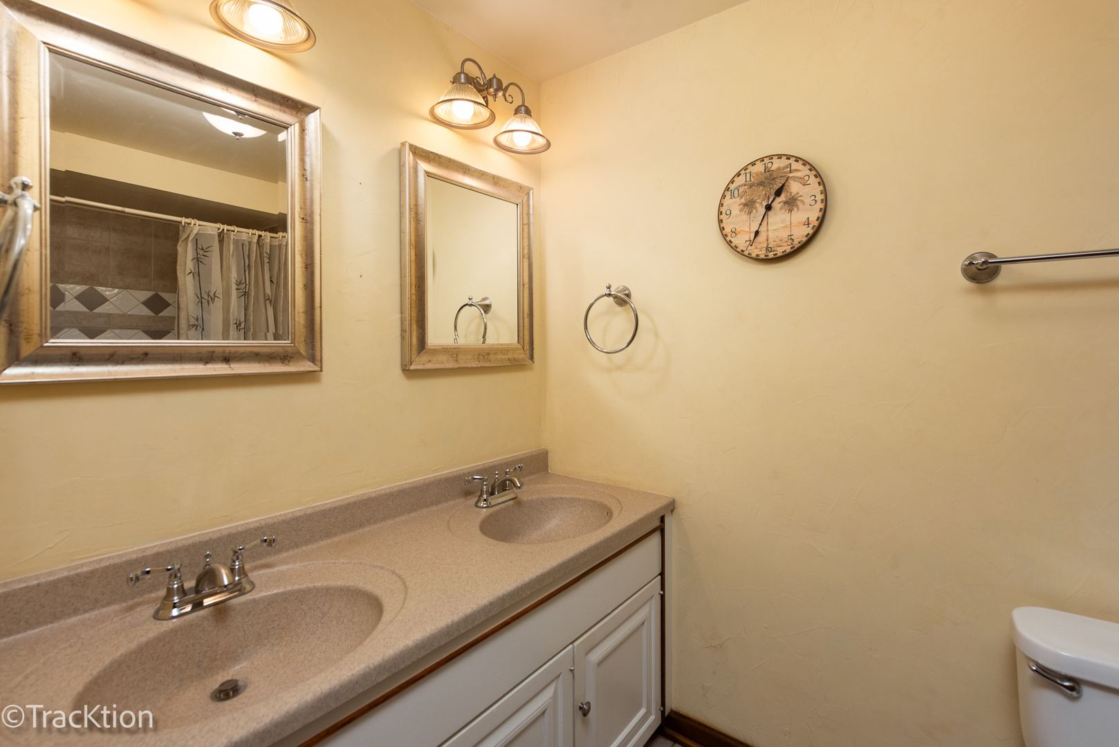 1502 S Harvard Avenue, Arlington Heights, IL 60005