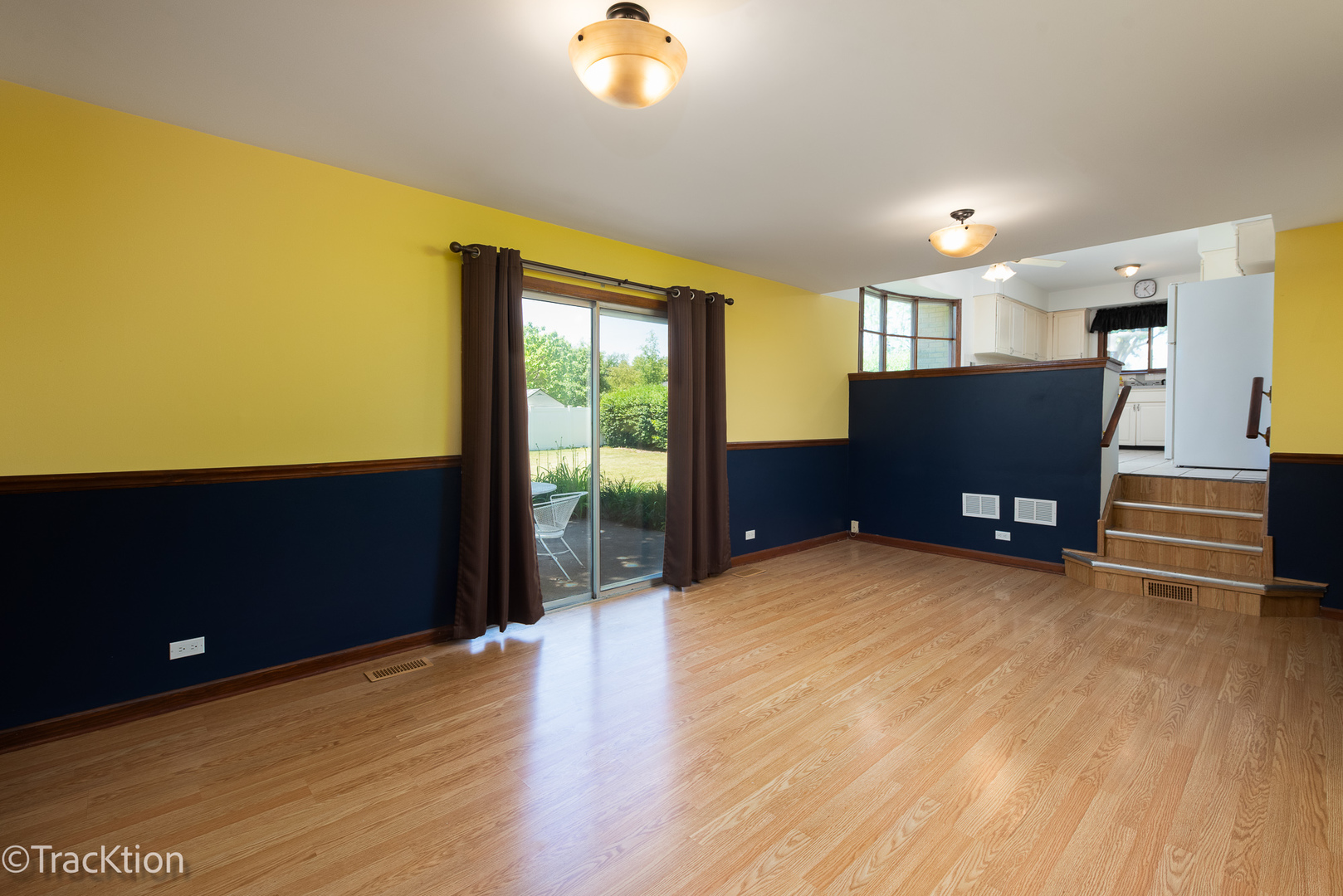 1502 S Harvard Avenue, Arlington Heights, IL 60005