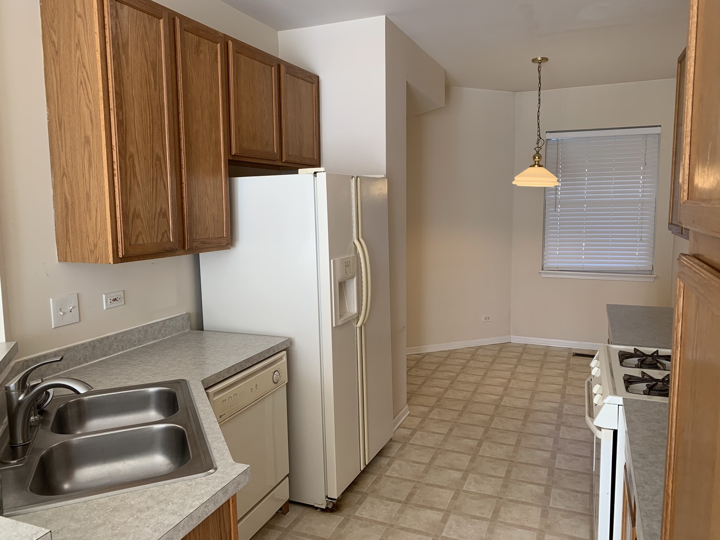 4335 Shooting Star Drive #16-3, Island Lake, IL 60042