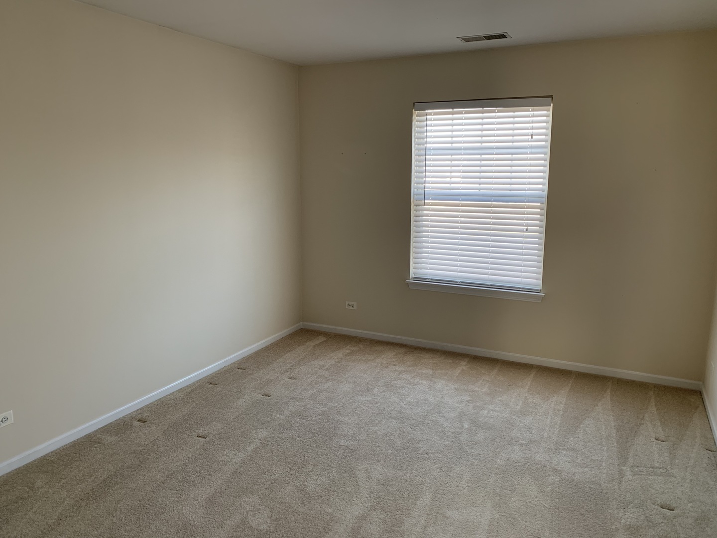 4335 Shooting Star Drive #16-3, Island Lake, IL 60042
