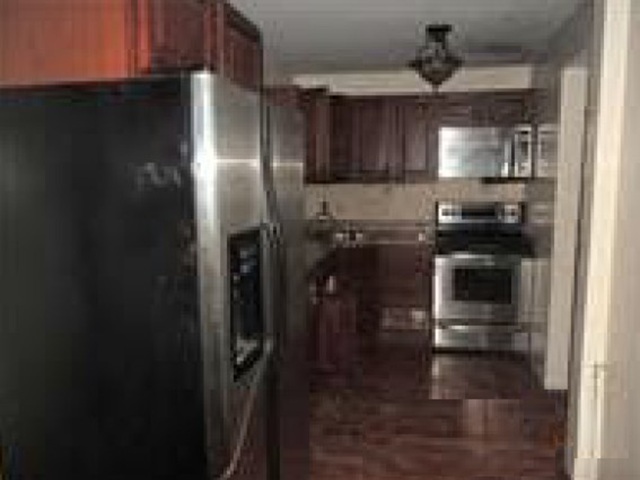 1801 N 74th Avenue, Elmwood Park, IL 60707
