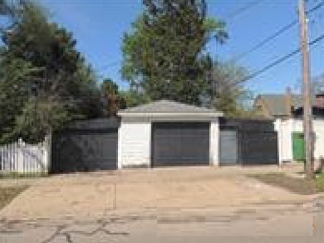 1801 N 74th Avenue, Elmwood Park, IL 60707