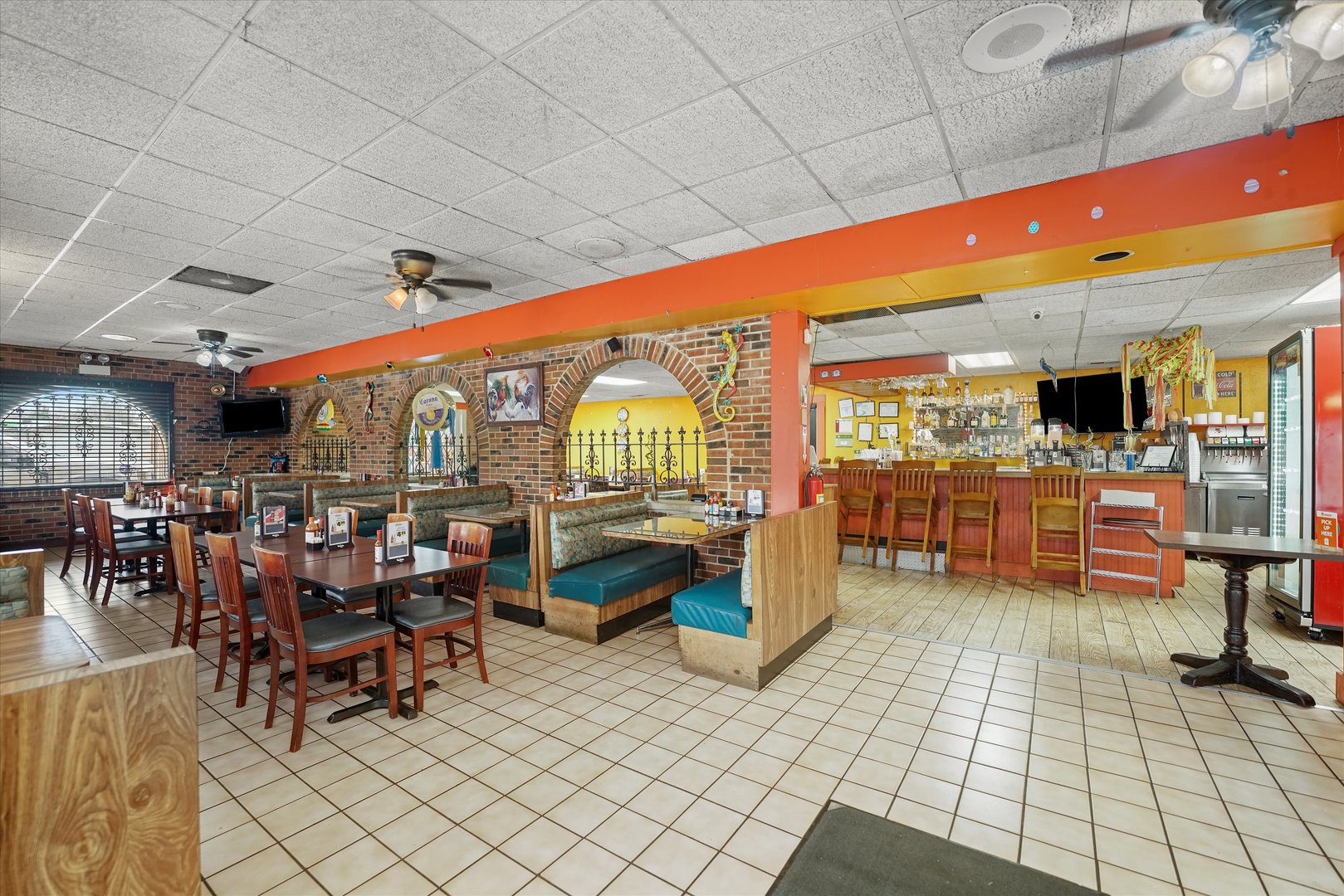 405 E 159th Street, Harvey, IL 60426
