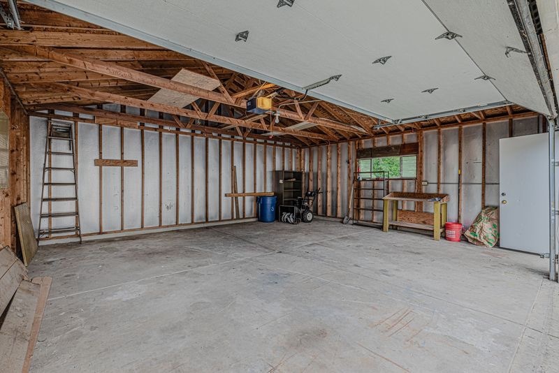 2729 Lowery Court, Zion, IL 60099
