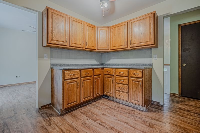 2729 Lowery Court, Zion, IL 60099
