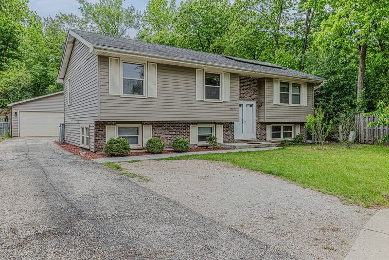 2729 Lowery Court, Zion, IL 60099