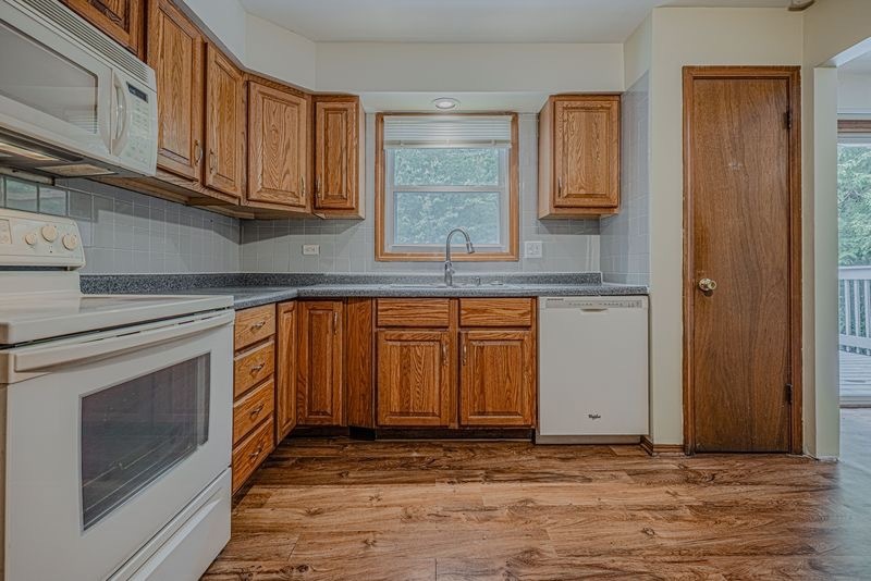 2729 Lowery Court, Zion, IL 60099