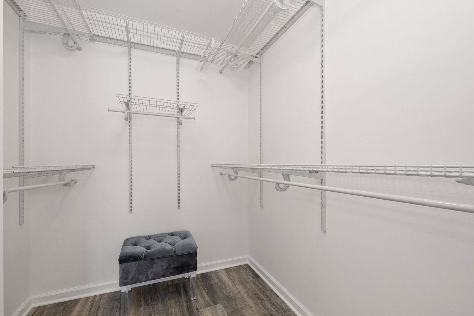9830 Nashville Avenue #6, Chicago Ridge, IL 60415