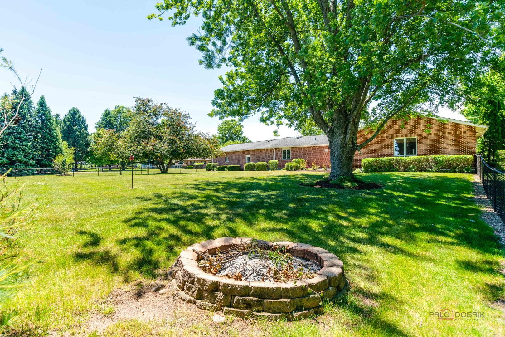 1516 W Reiche Lane, McHenry, IL 60051