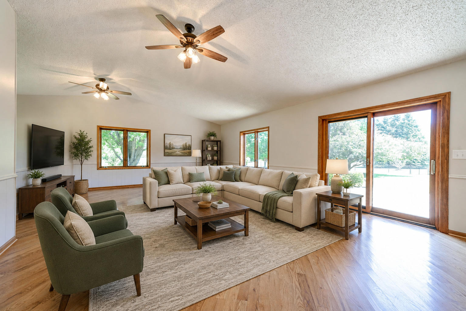 1516 W Reiche Lane, McHenry, IL 60051