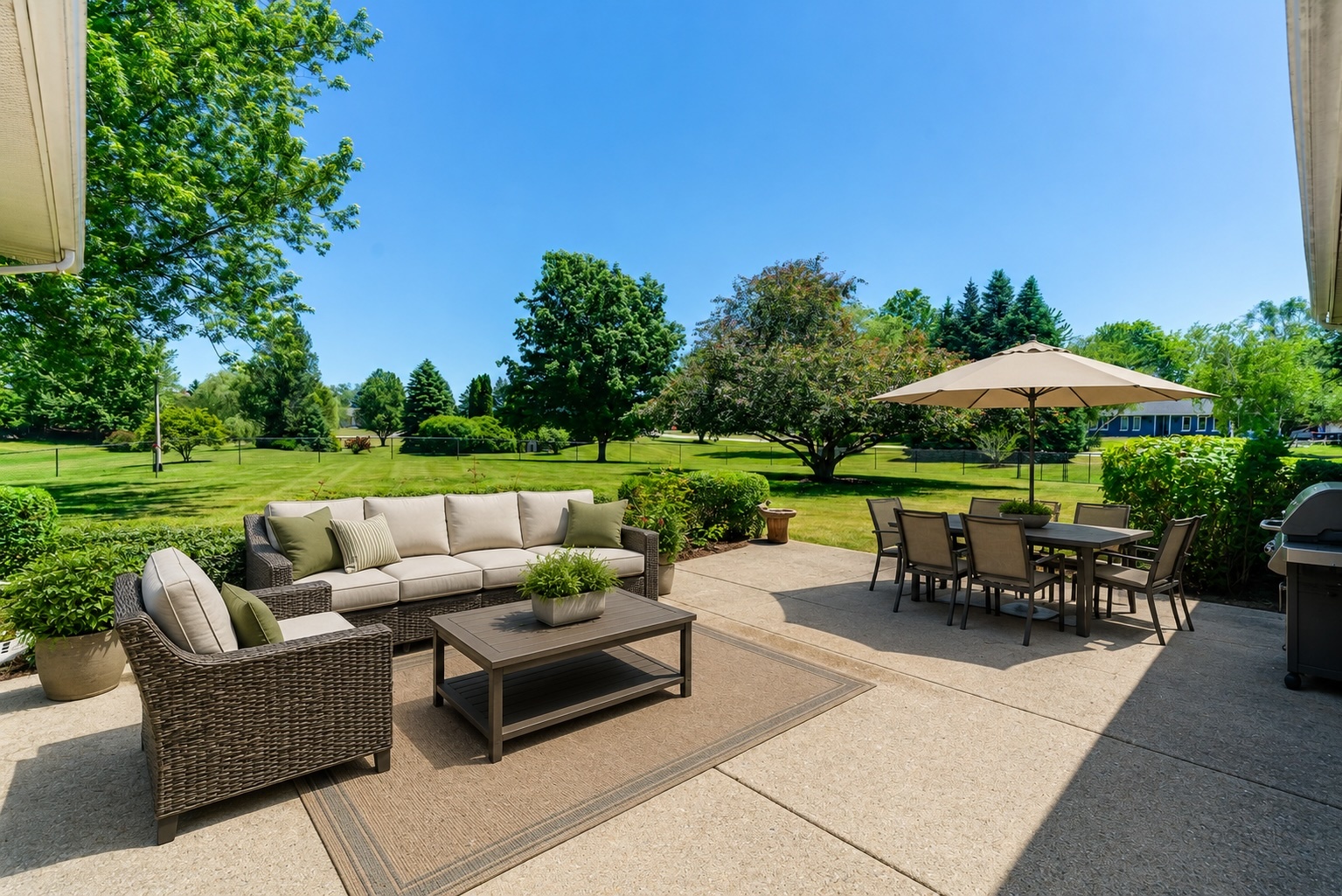 1516 W Reiche Lane, McHenry, IL 60051