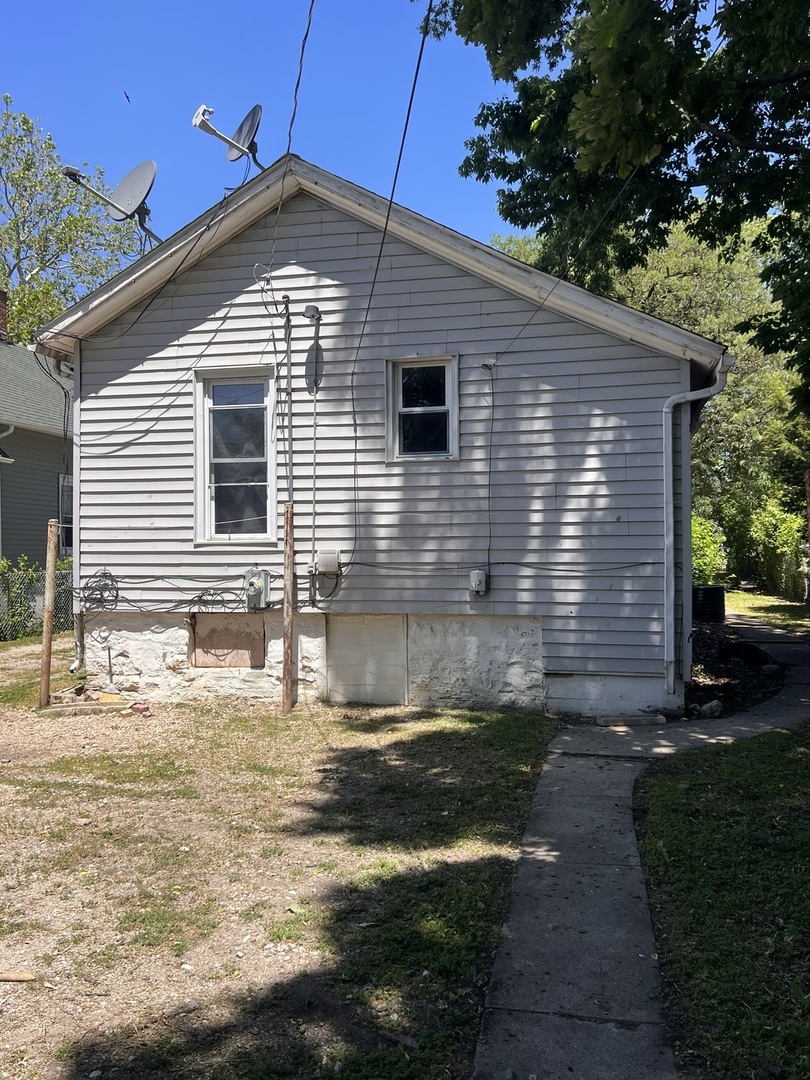 418 Irving Street, Joliet, IL 60432