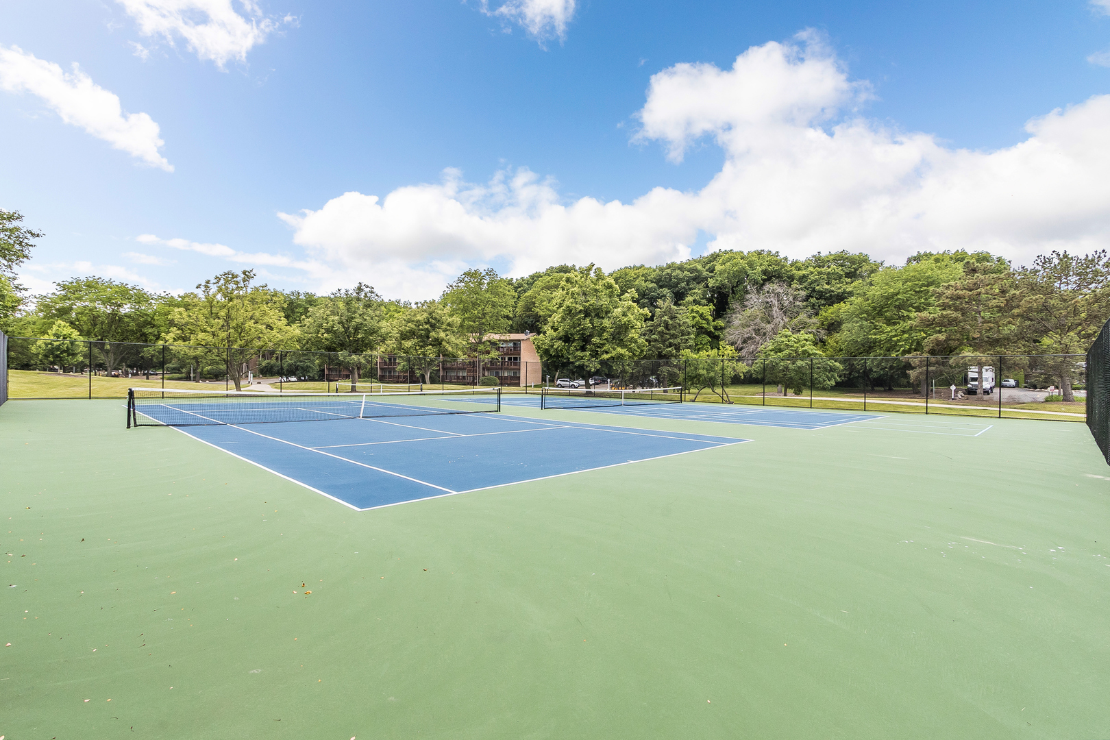 5830 Oakwood Drive #3K, Lisle, IL 60532