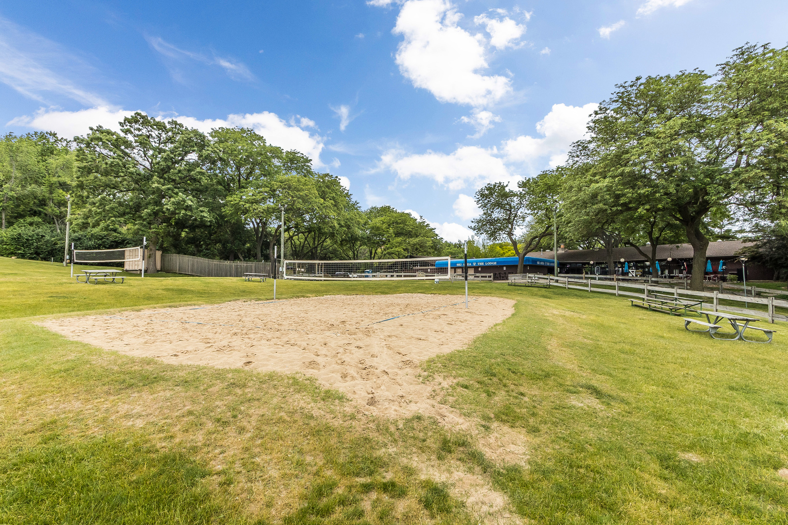 5830 Oakwood Drive #3K, Lisle, IL 60532
